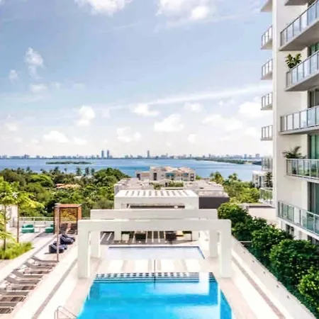 Brand New Top Floor In The Heart Of Miami Exterior photo